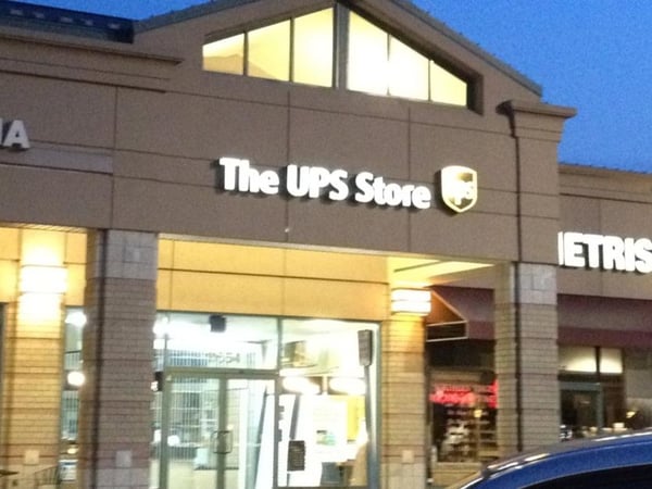 Facade of The UPS Store Reston - Plaza America
