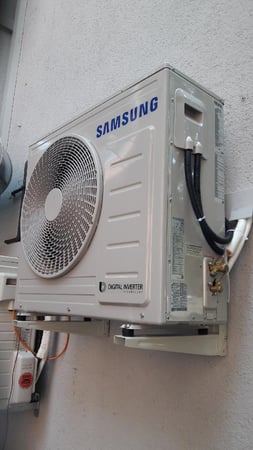 Samsung sehr leise Innen & Aussengeräte 3.5 Kw / 5 kw / 7 Kw