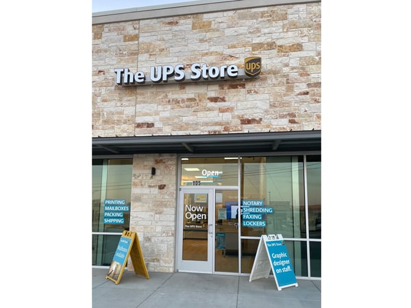 Facade of The UPS Store San Antonio