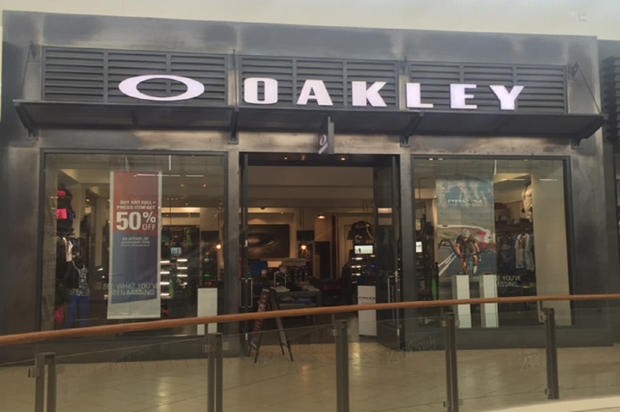 oakley store
