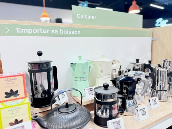 Découvrez Bialetti, spécialiste des cafetières à piston. Les cafetières italiennes Bialetti ont l'avantage d'être compatibles avec les tables à induction et de dispenser un café plein de saveur. Investissez dans une cafetière de qualité et révolutionnez vos dégustations grâce à Bialetti, marque italienne de prestige fondée il y a plus d'un siècle.
dans votre magasin boulanger vichy.