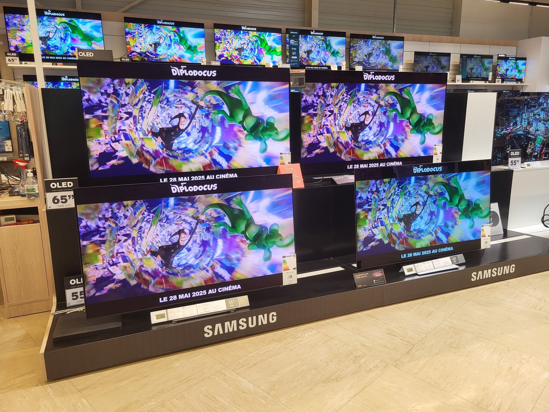 Corner Samsung TV- boulanger Valenciennes - Petite-Forêt