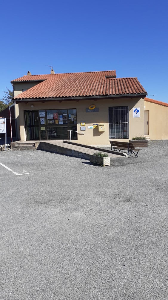 Photo du point La Poste Agence Communale ST ELIX LE CHATEAU Mairie