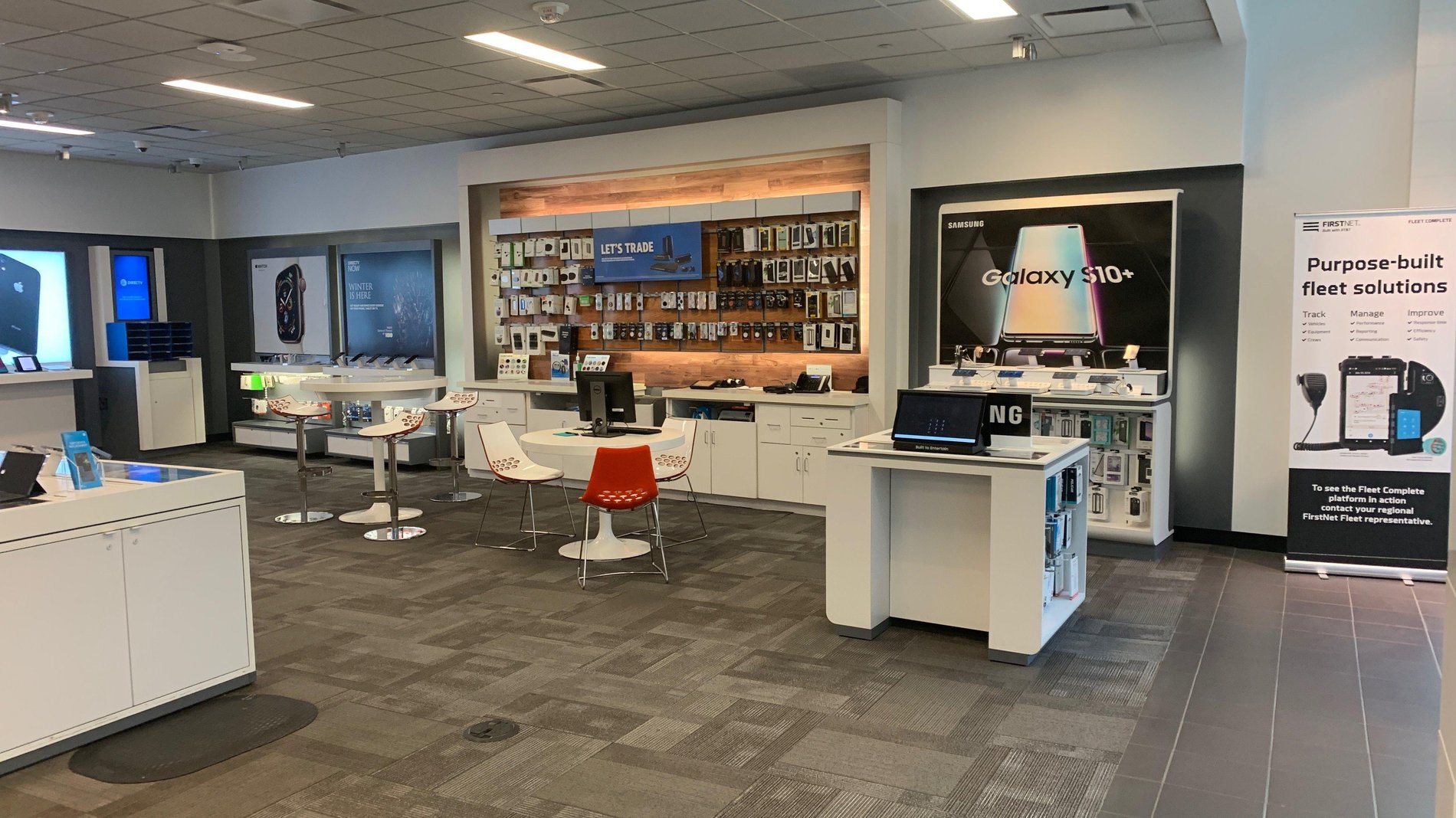 AT&T Store Mall of New Hampshire Manchester, NH iPhone & Samsung