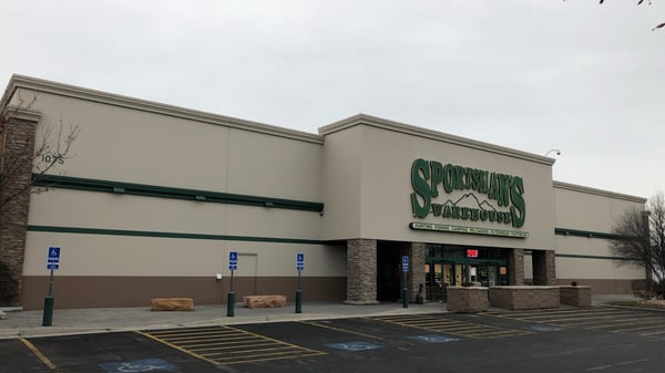 The front entrance of Sportsman's Warehouse in Provo