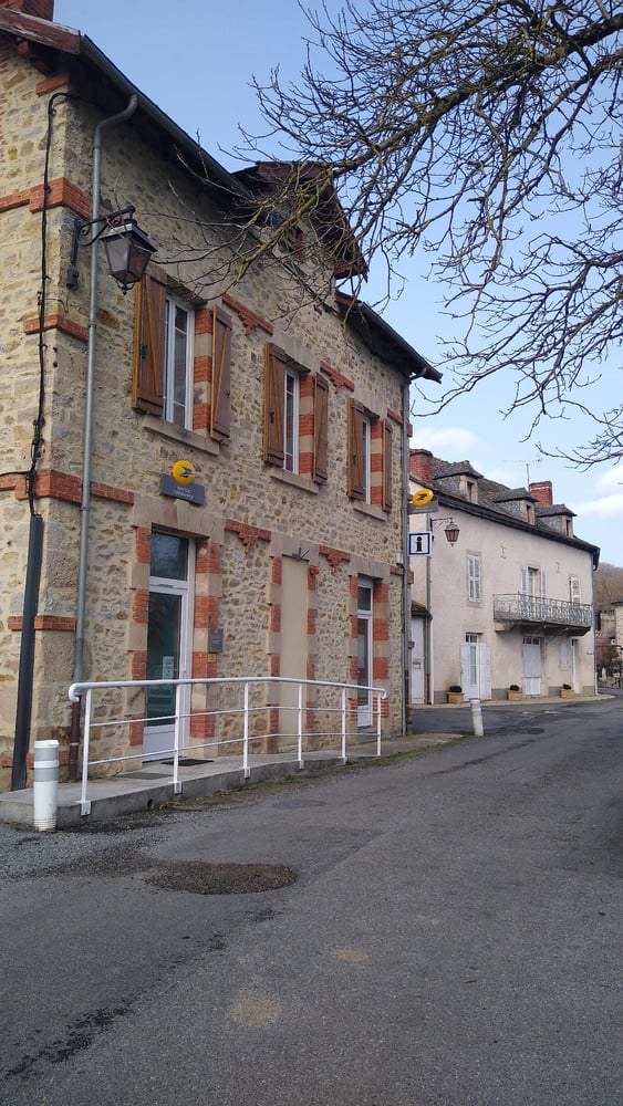 Photo du point La Poste Agence Communale MONTEILS Mairie