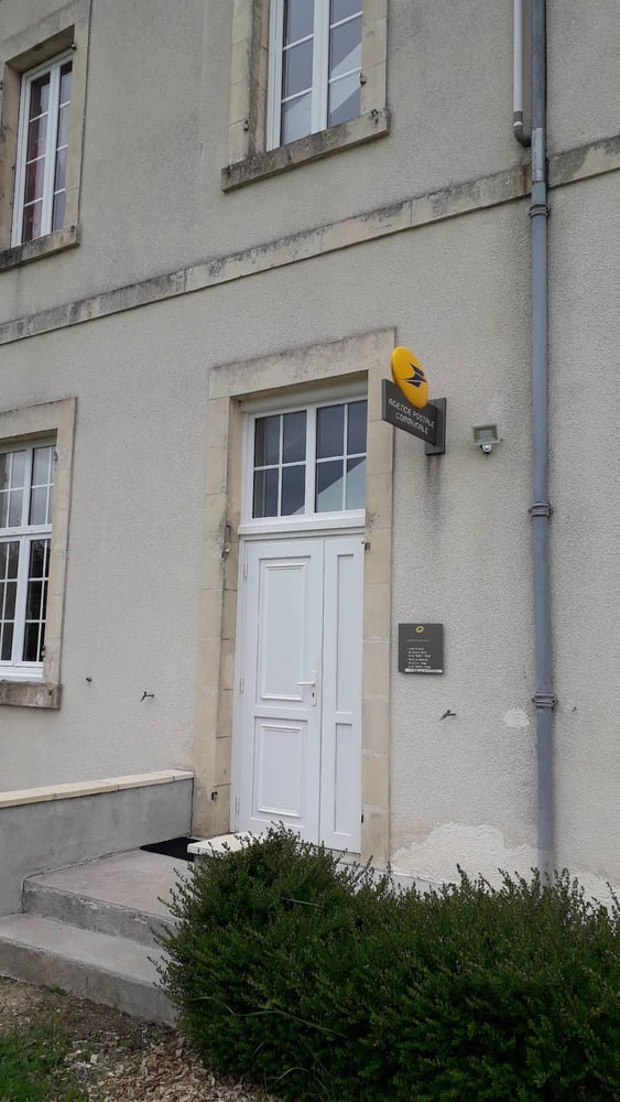 Photo du point La Poste Agence Communale MORNAY SUR ALLIER Mairie
