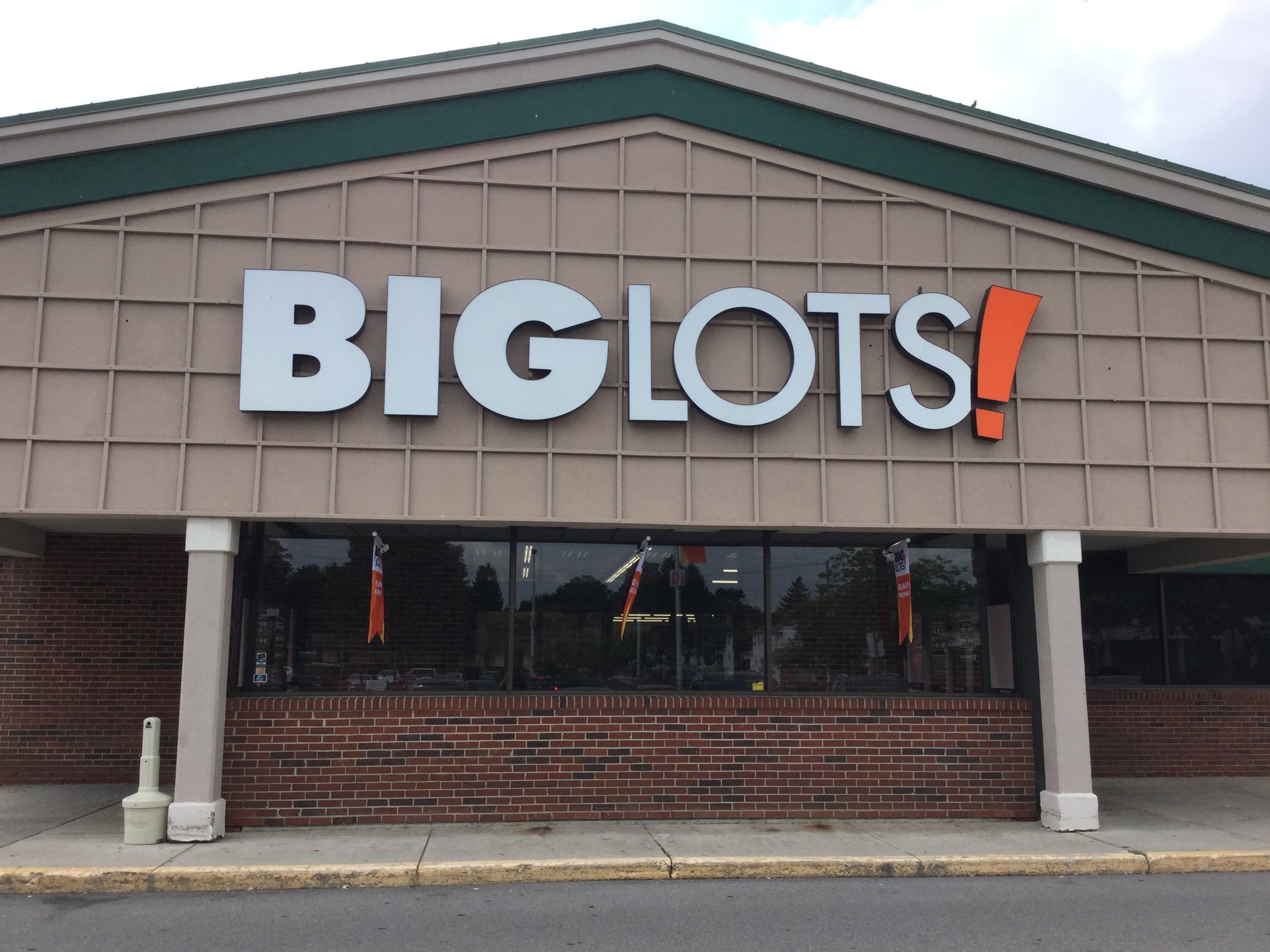 Visit The Big Lots in Depew, NY Located on Broadway