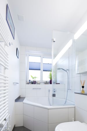 Sanierung 96 Badezimmer inkl. Leitungsersatz in Basel