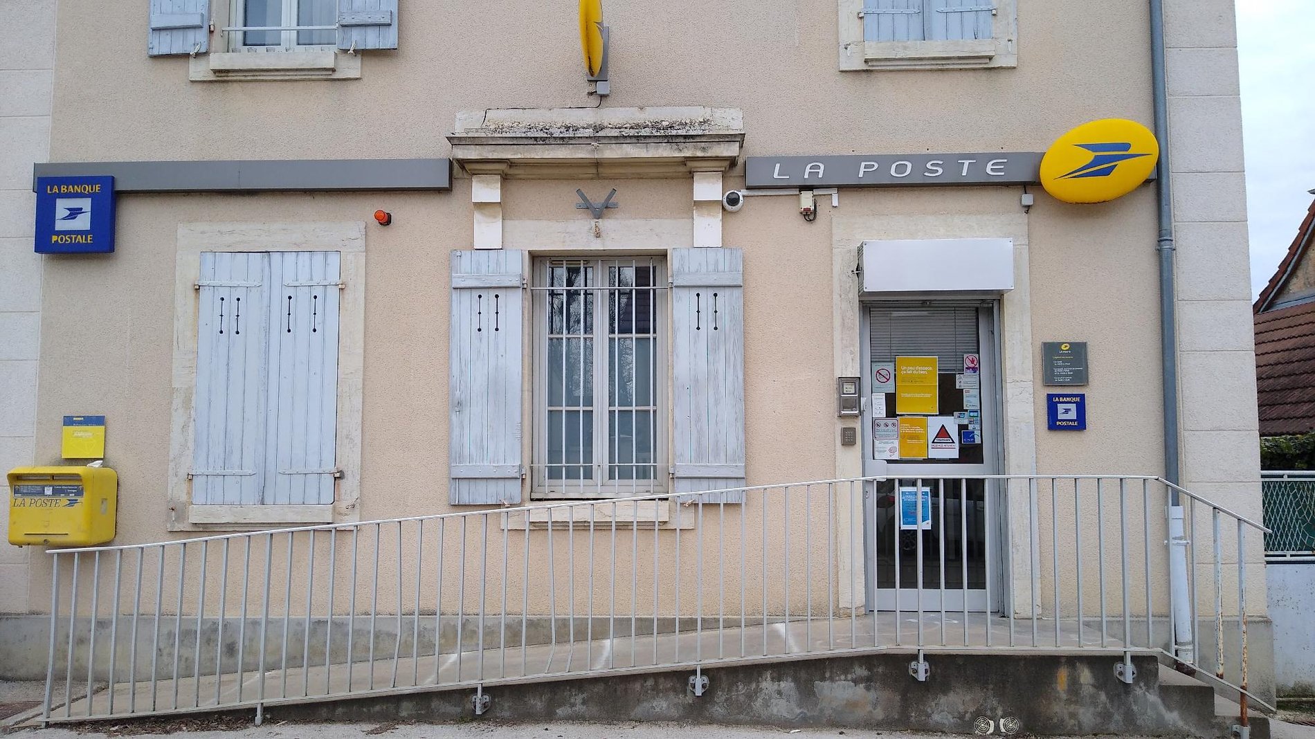 La Poste SAINT JULIEN (21490) La Poste