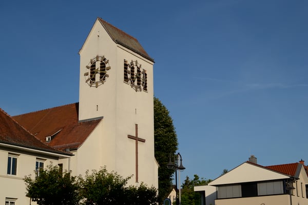 Evangelische Kirche Bieber - Evangelische Kirchengemeinde Offenbach/Main-Bieber