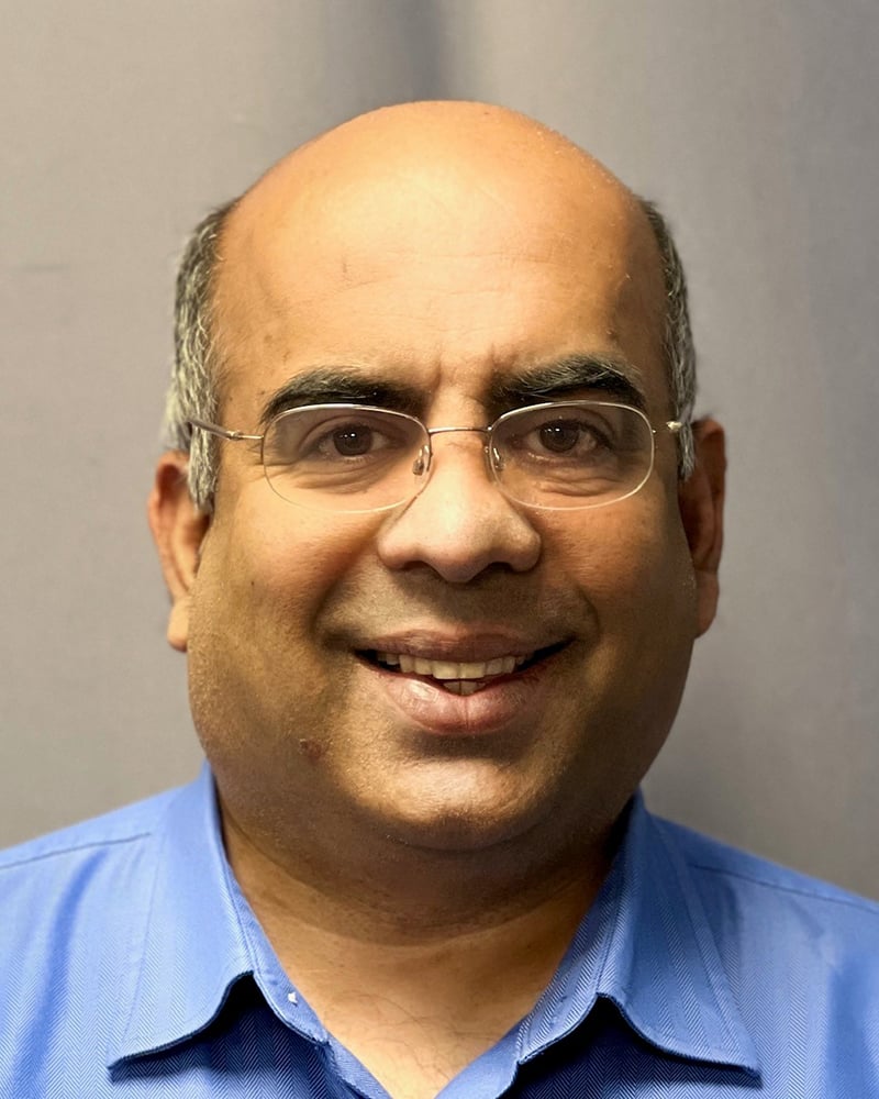 Headshot of Rubin Chandran, MD