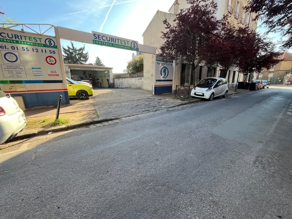 CONTRÔLE TECHNIQUE DE [ST-MAUR-DES-FOSSEES]