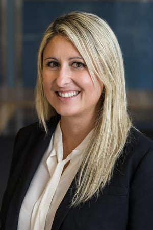 Photo of Roxana D. Farrar