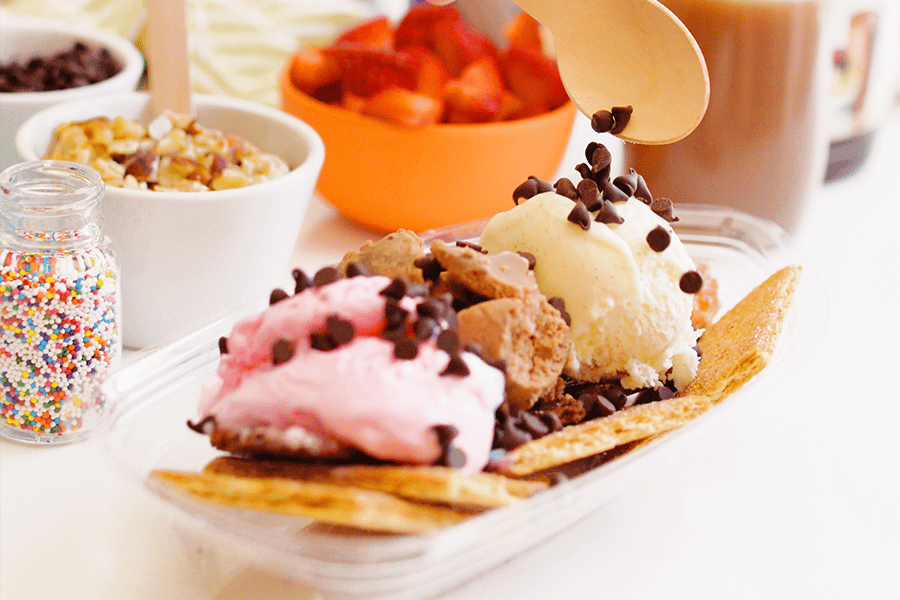 ice cream and toppings for memorial day weekend