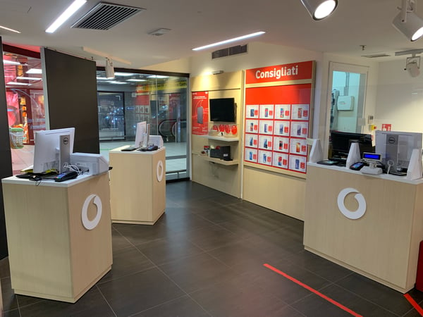 Vodafone Store | Stazione Centrale di Napoli