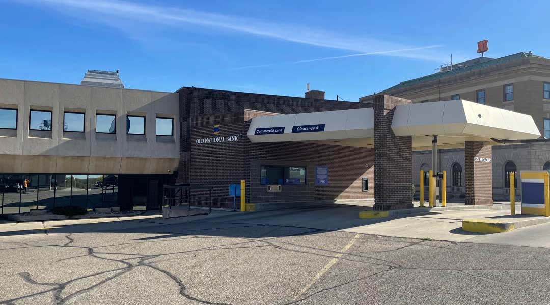 Minot (Broadway) Branch