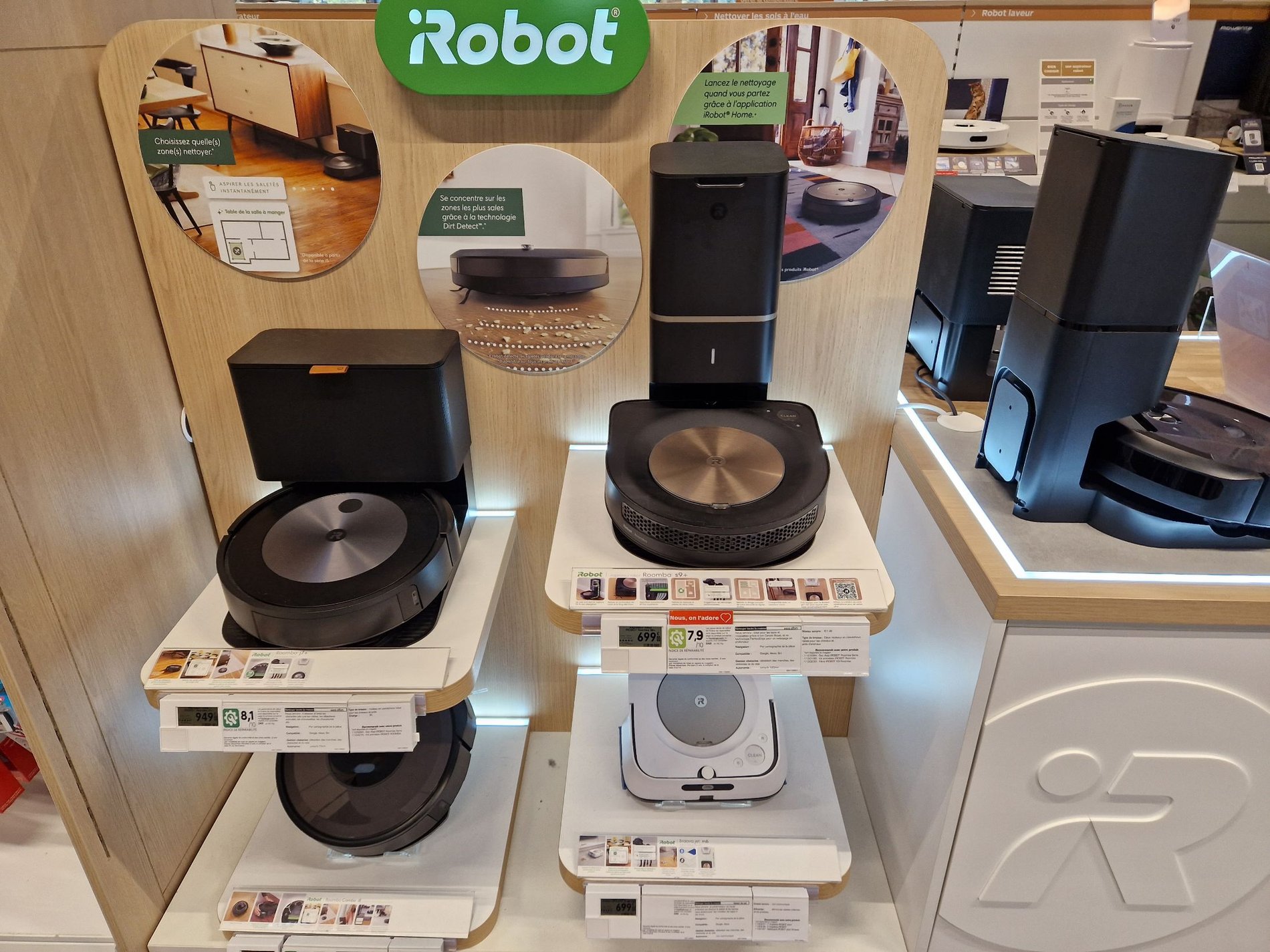 Rayon aspirateur IRobot du magasin Boulanger Lognes