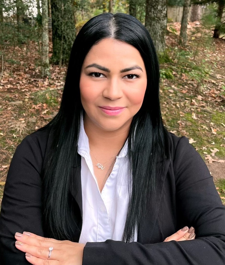 Iris Salgado - Amazing License Insurance agent in Buford GA