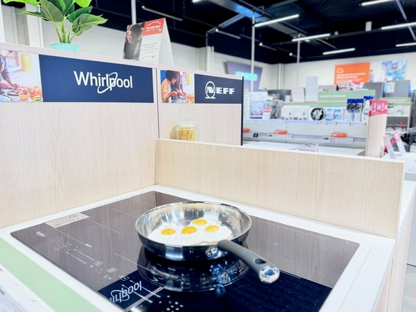 Vous rêvez d'une maison bien équipée ? Whirlpool vous offre le meilleur de l’électroménager. Simplifiez-vous le quotidien avec un lave-linge top ou hublot équipé des dernières technologies. Vous rêvez d’une zone de cuisson performante ? Misez sur une plaque vitrocéramique, une table à induction ou un micro-ondes grill Whirlpool.
dans votre magasin boulanger vichy.