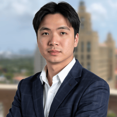 Photo of James Li