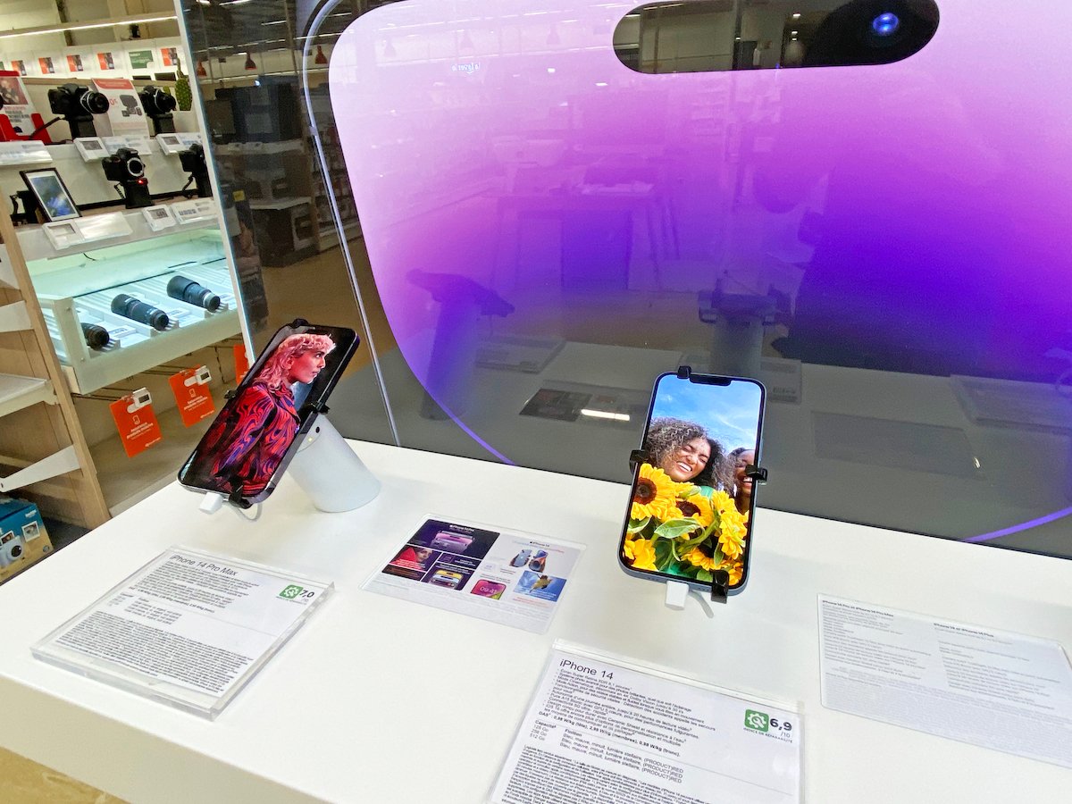 Smartphone Apple iPhone 14 et iPhone 14 Pro - magasin Boulanger Aubagne