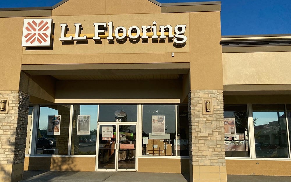 LL Flooring #1283 Lombard | 543 E Roosevelt Rd | Storefront