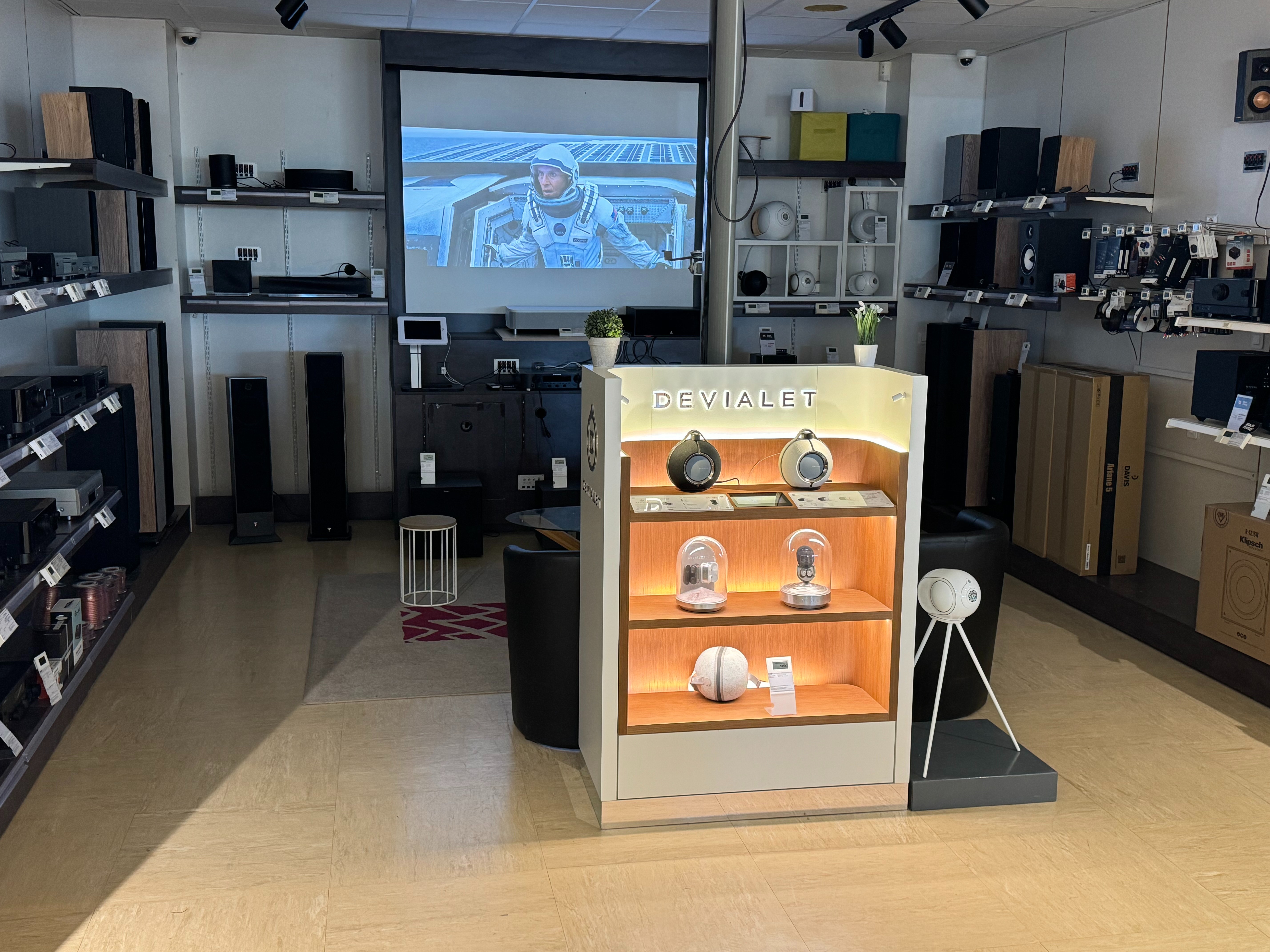 Audito, Triangle , Focal, Devialet dans votre magasin Boulanger chalon sur Saône