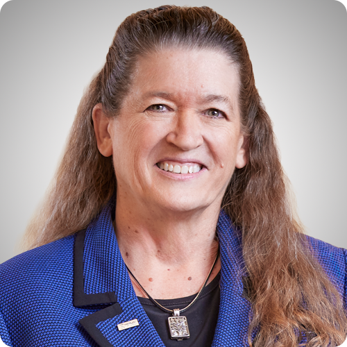 Christi Beil, Branch Manager