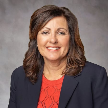 Connie Grossman headshot
