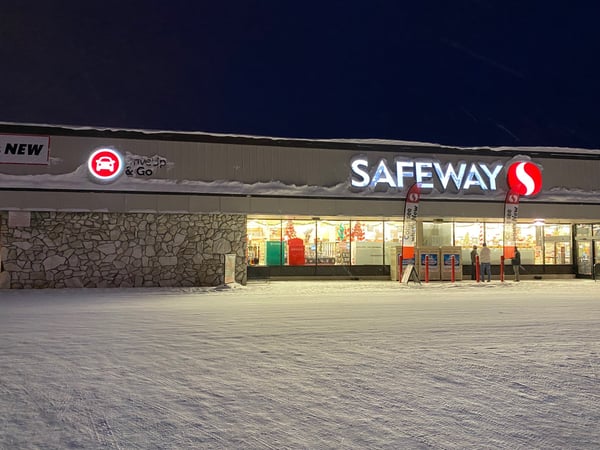 Safeway Store Front Picture at 3301 N Santa Claus Lane in North Pole AK