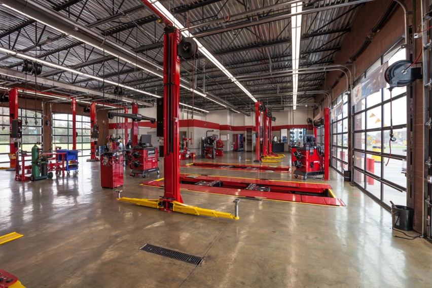 Tire Discounters Cleveland tires, alignment, brakes, autoglass in