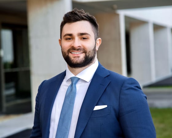 Carousel Associate Image