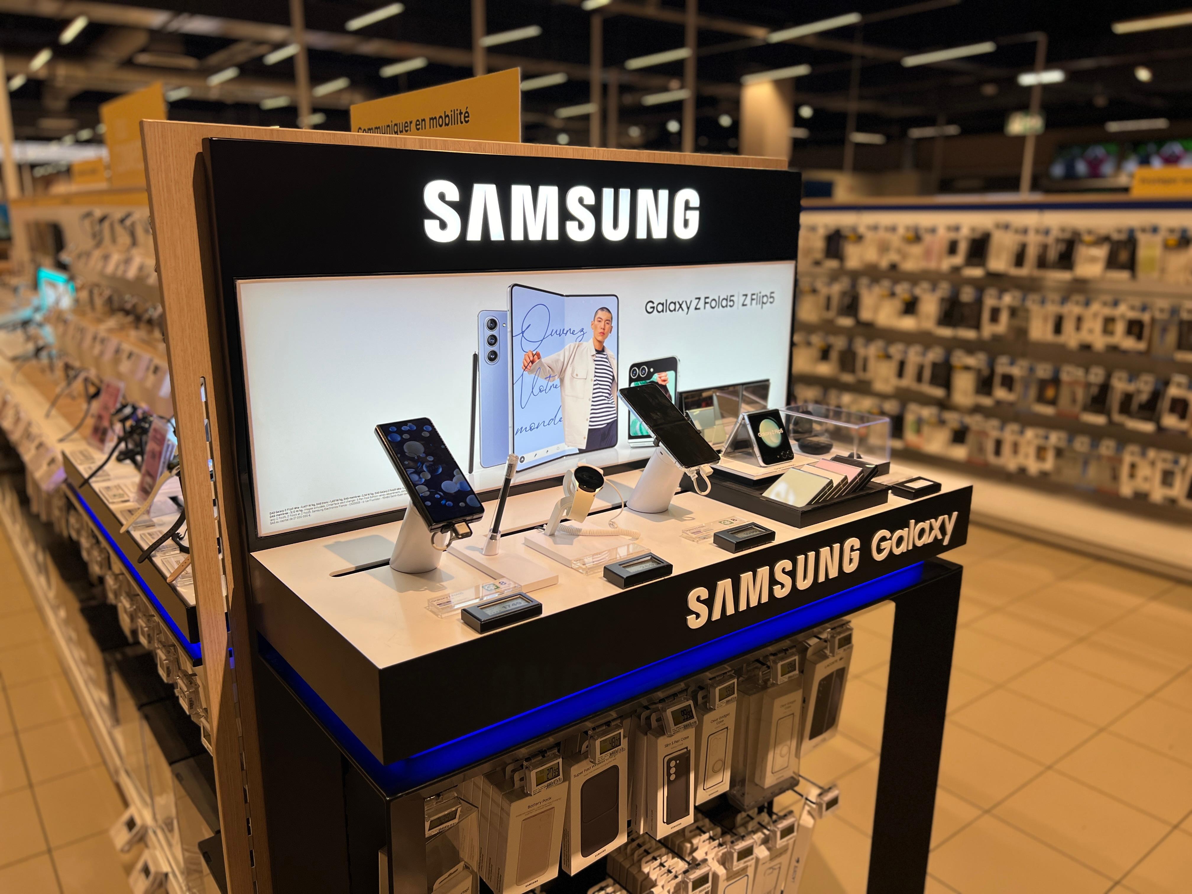 Univers Zflip Samsung dans votre magasin Boulanger Nancy-Fléville