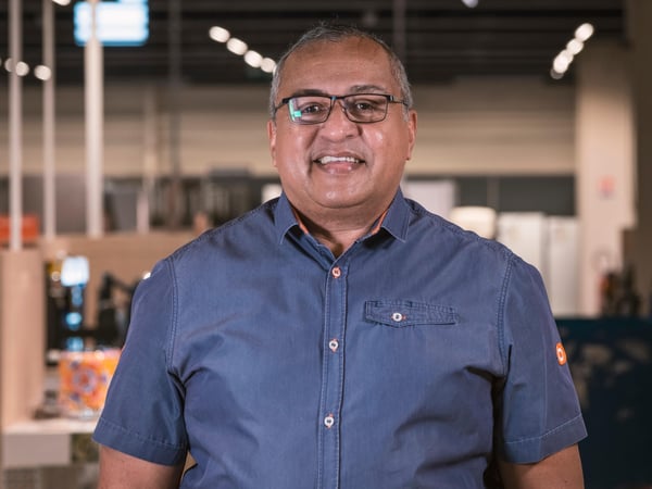 Ernest Conseiller service client du magasin Boulanger Toulouse Colomiers