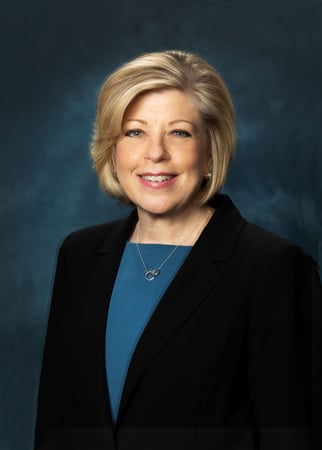 Photo of Jennifer Byrne