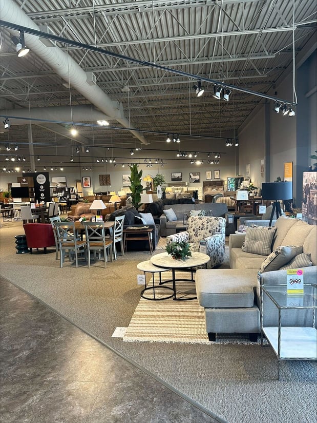 Dilworth Slumberland Furniture interior 3