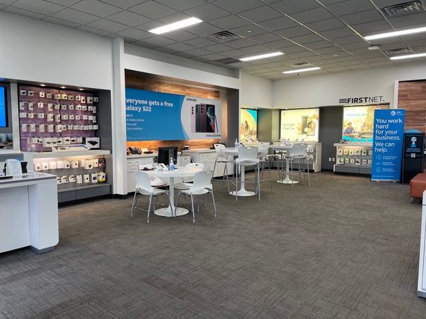 AT&T Auburn Hills | Cell Phones, Wireless Plans & Accessories | 3963 ...