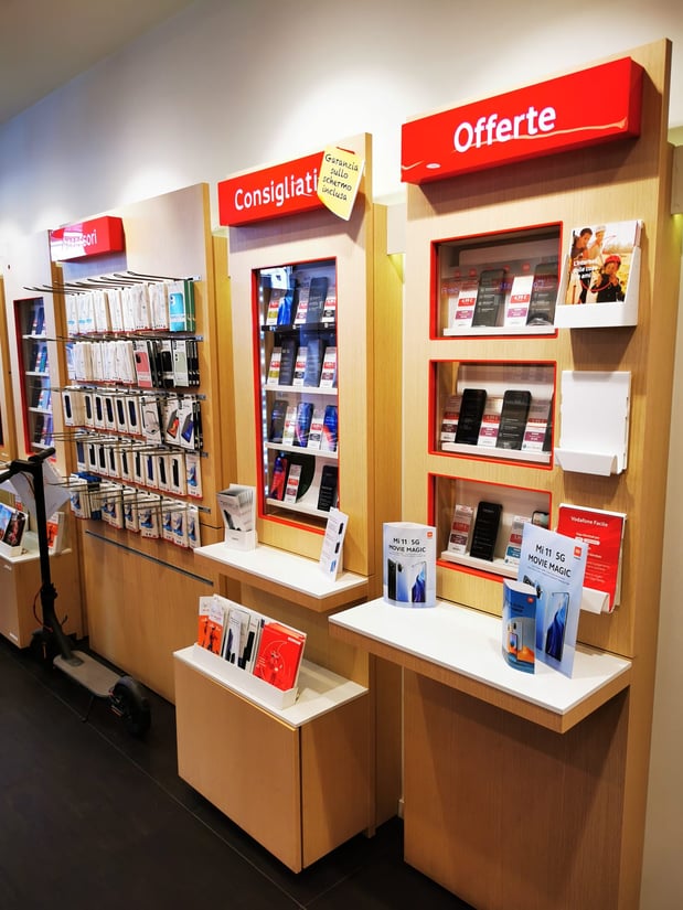 Vodafone Store | Asti