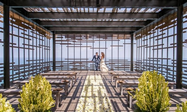 バリ島　アリラ・ヴィラズ・ウルワツ・バリ クリフエッジカバナ｜チャペル内観