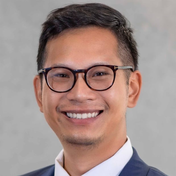 Headshot of Lawrence Chen