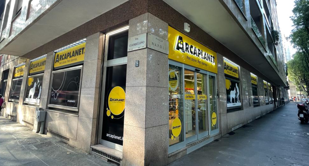 Arcaplanet Milano Piazza Napoli 38, Lombardia