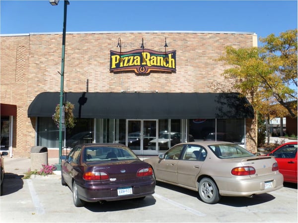 Pizza Ranch Store Front Photo