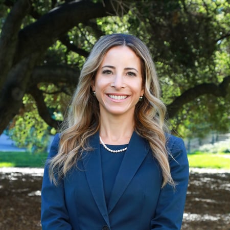 Photo of Jennifer Schneidermann