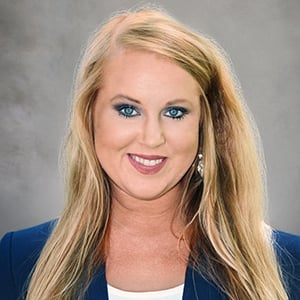 Chelsea Estes headshot