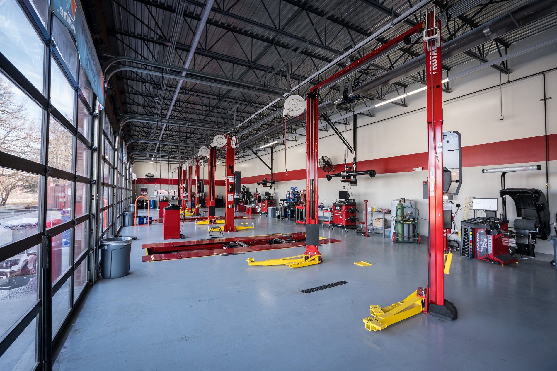 Tire Discounters Avon tires, alignment, brakes, autoglass in