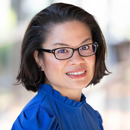 Photo of Jennifer Kehler