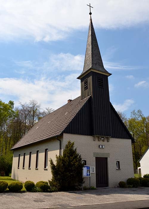 Gottesdienste immer um 10 Uhr:
 - am 3.Sonntag in Liesborn
- Sollte es einen 5. Sonntag im Monat geben, wird am Samstagabend davor um 18:00 Uhr ein Gottesdienst in Liesborn gefeiert.