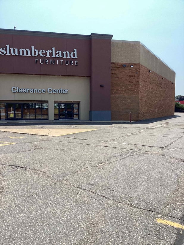 St Paul Slumberland Furniture Clearance Center parking lot