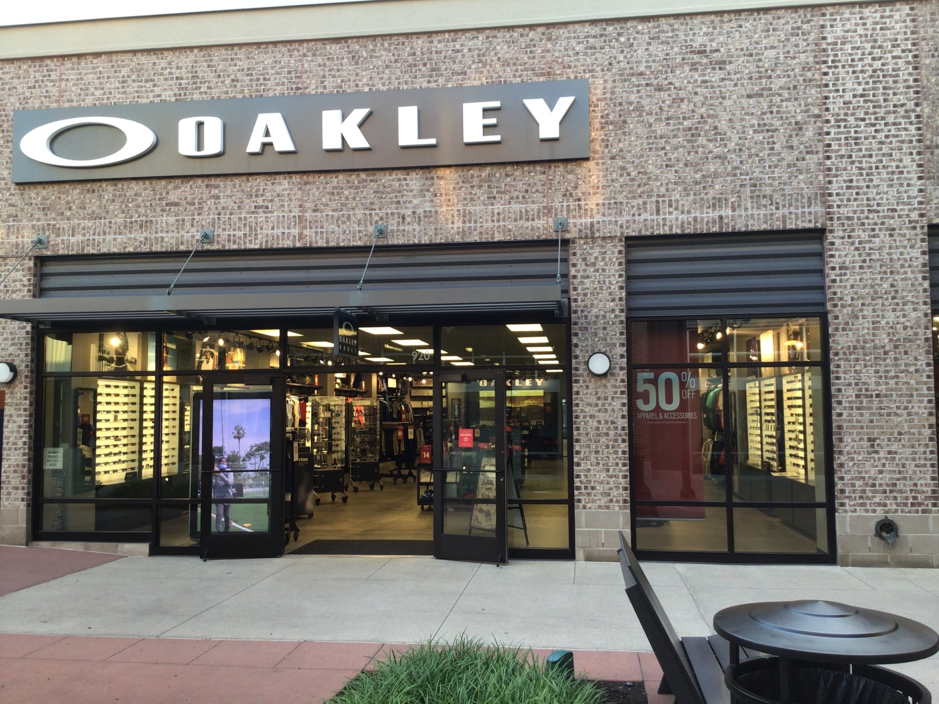 Oakley Vault - The Outlets at Legends